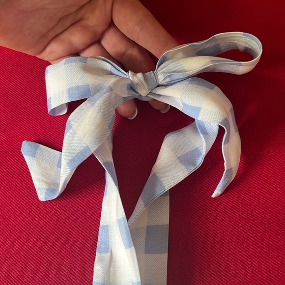 Crop Top, Rabbit 🐇 rose, Size M, Boho Top, Blue and white with gathered back. - Picture 9 of 9